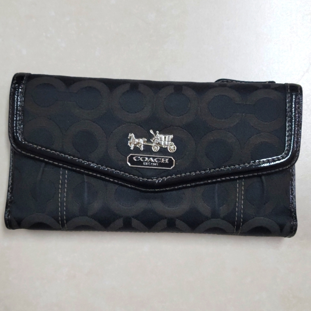Authentic Coach Long Wallet Black Purple - Classic Design, Well-Maintained